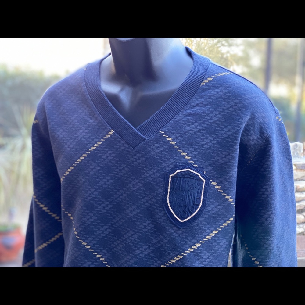 NIKE‎ LEBRON JAMES WITNESS CREST V-NECK SWEATER